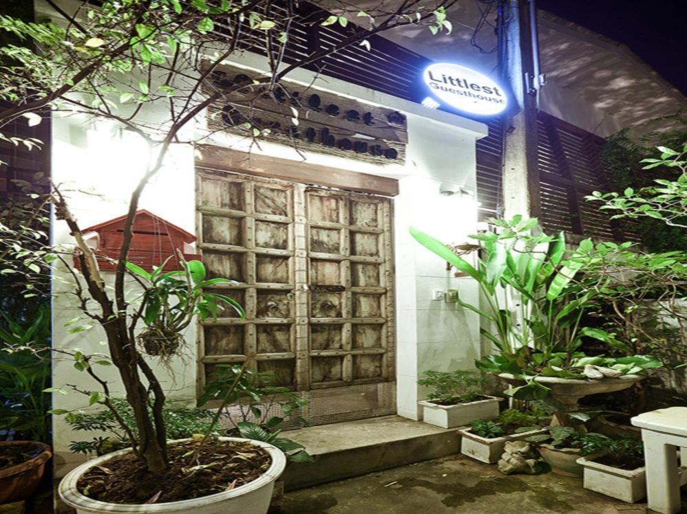 Littlest Guesthouse Bangkok Exteriör bild